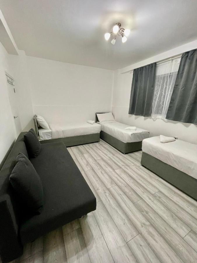 Comfortable - Cosy - Budget Studios In City Center Londres Exterior foto