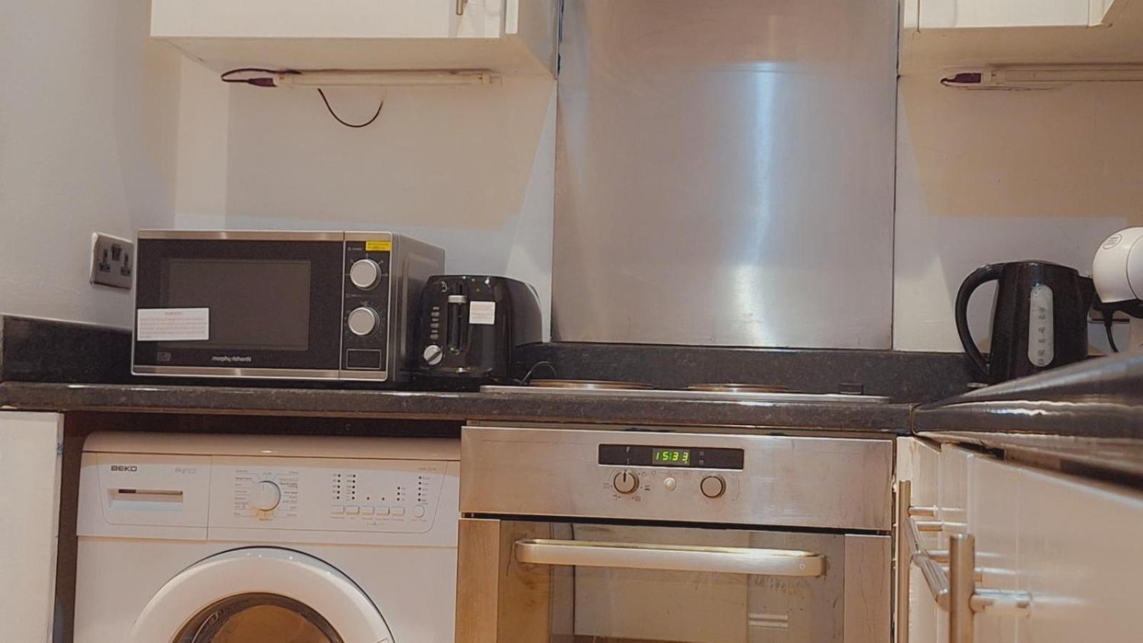 Comfortable - Cosy - Budget Studios In City Center Londres Exterior foto